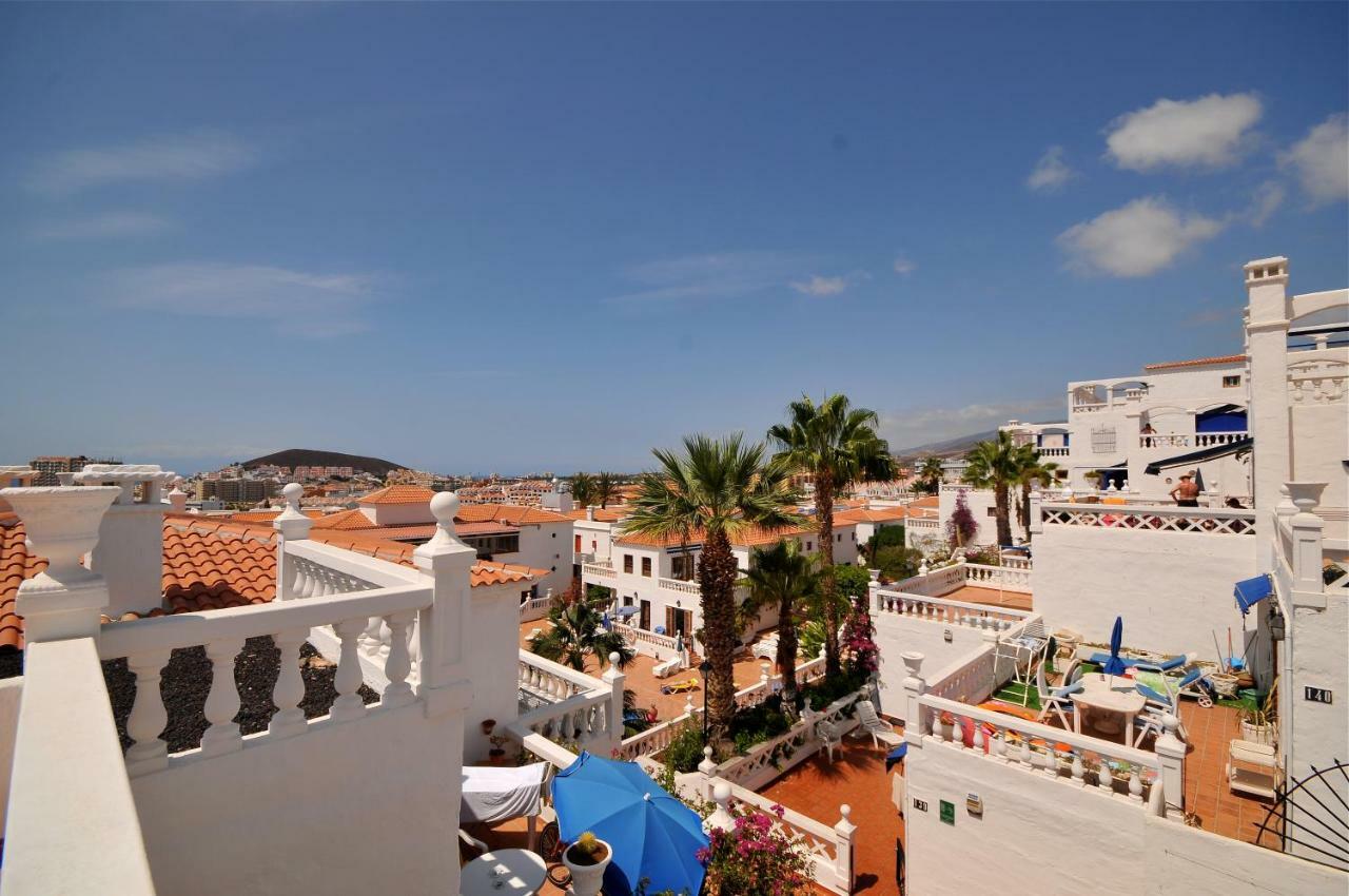Royal Palm Aparthotel Лос Кристианос Екстериор снимка