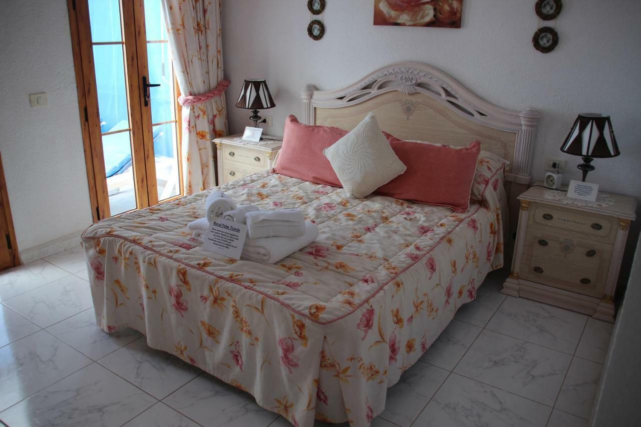 Royal Palm Aparthotel Лос Кристианос Екстериор снимка